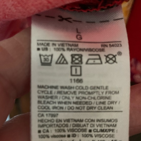 RED FLORAL OLD NAVY SZ LARGE  TRUMPET SLEEVE DRESS - Picture 12 of 12